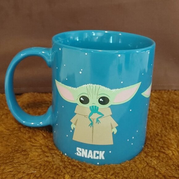 Star Wars The Mandalorian Child Baby Yoda Grogu - Picture 1 of 7